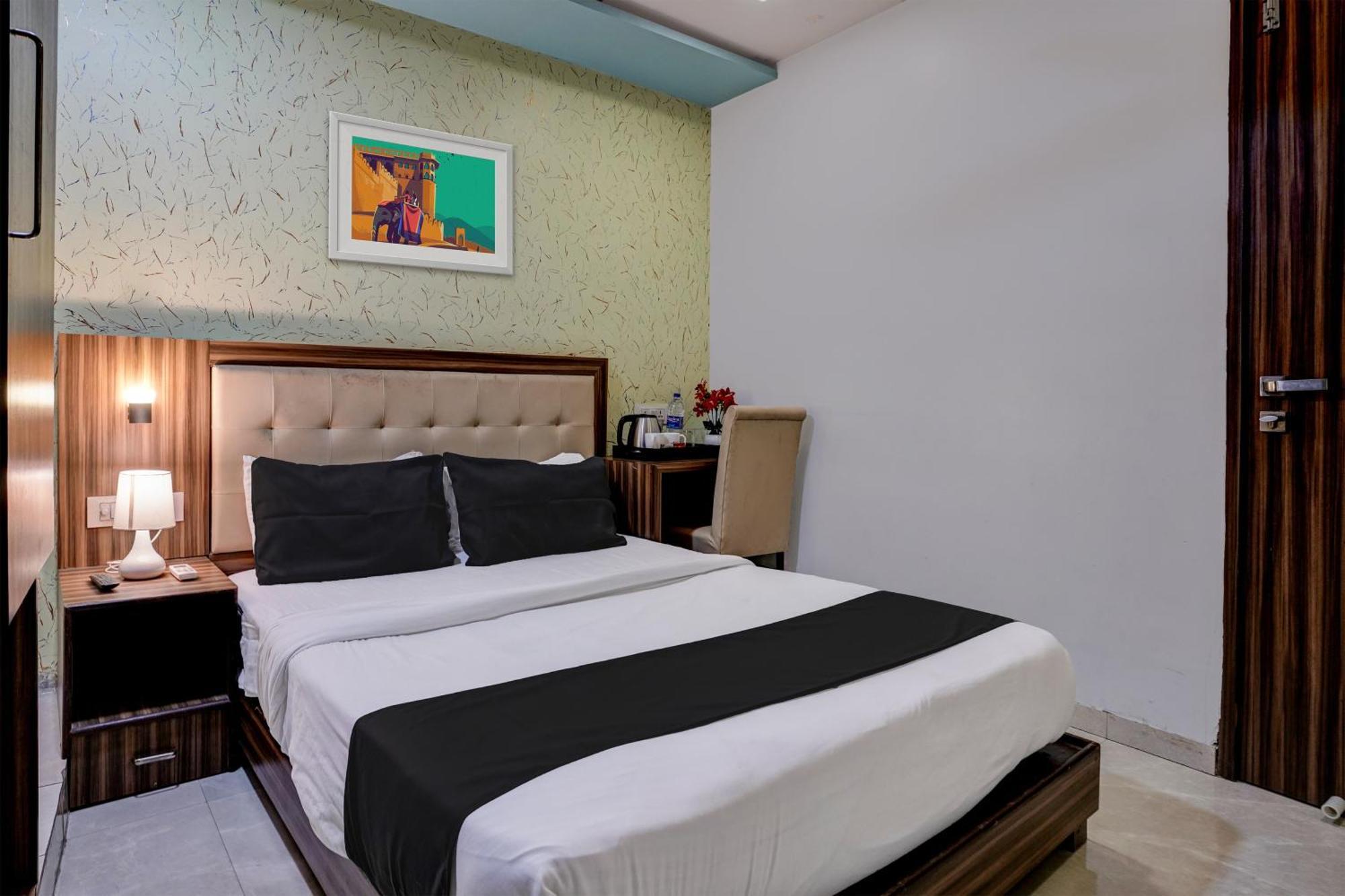 Oyo Hotel Blue Sapphire Residency Near Chhatrapati Shivaji International Airport Mumbai Dış mekan fotoğraf