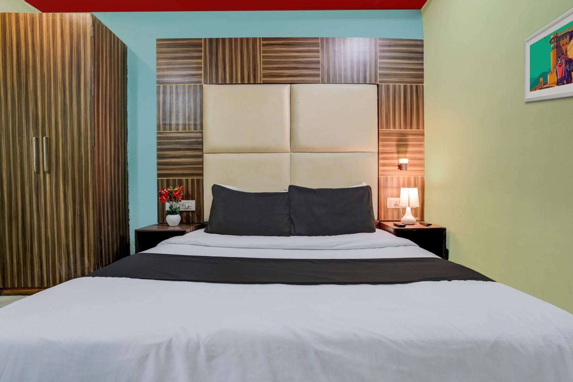 Oyo Hotel Blue Sapphire Residency Near Chhatrapati Shivaji International Airport Mumbai Dış mekan fotoğraf